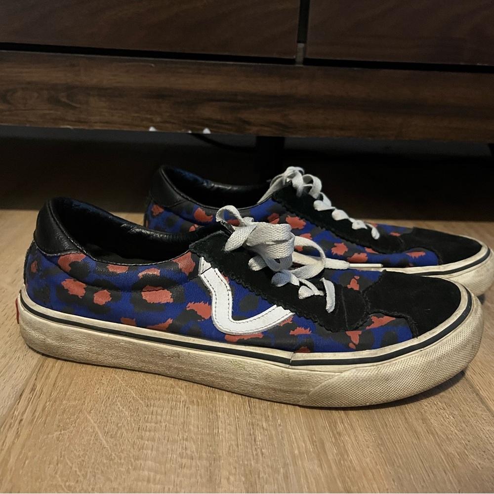 Vans leopard print women’s 8